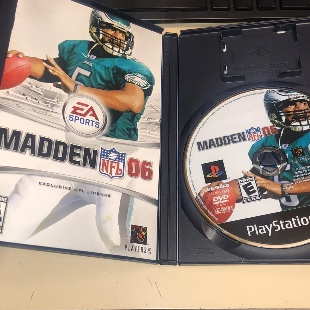 𝅺10& 11. MADDEN NFL 2006 - PlayStation 2